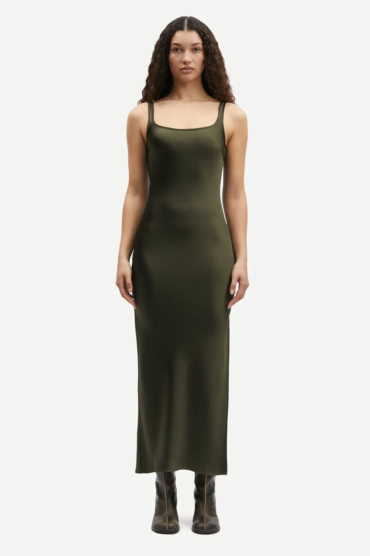 Samsoe_Sunna_Deep_Forest_Army_Olive_Green_1.jpg