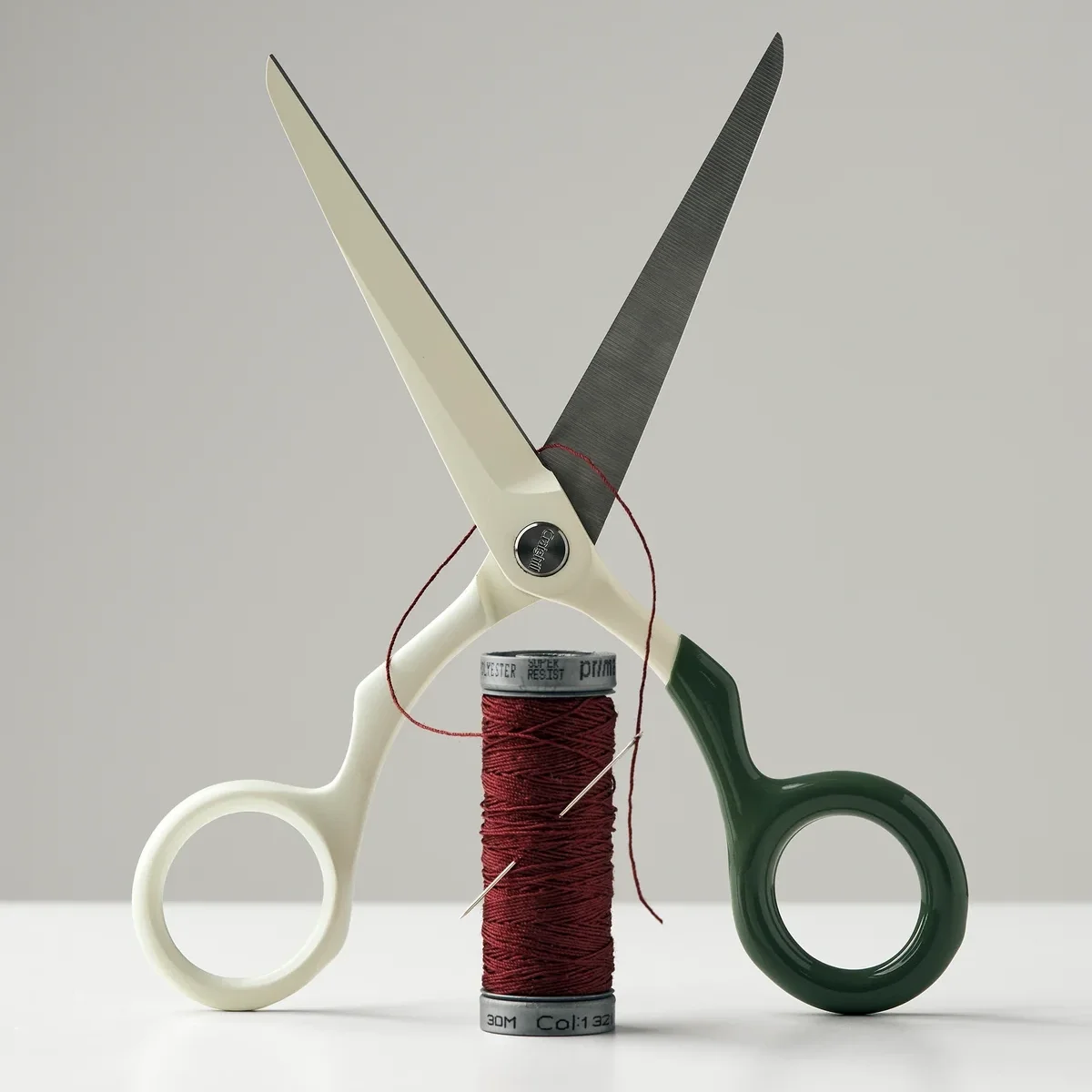 Craighill_Spectra_Scissors_Cream_Forest_Green_2a.webp
