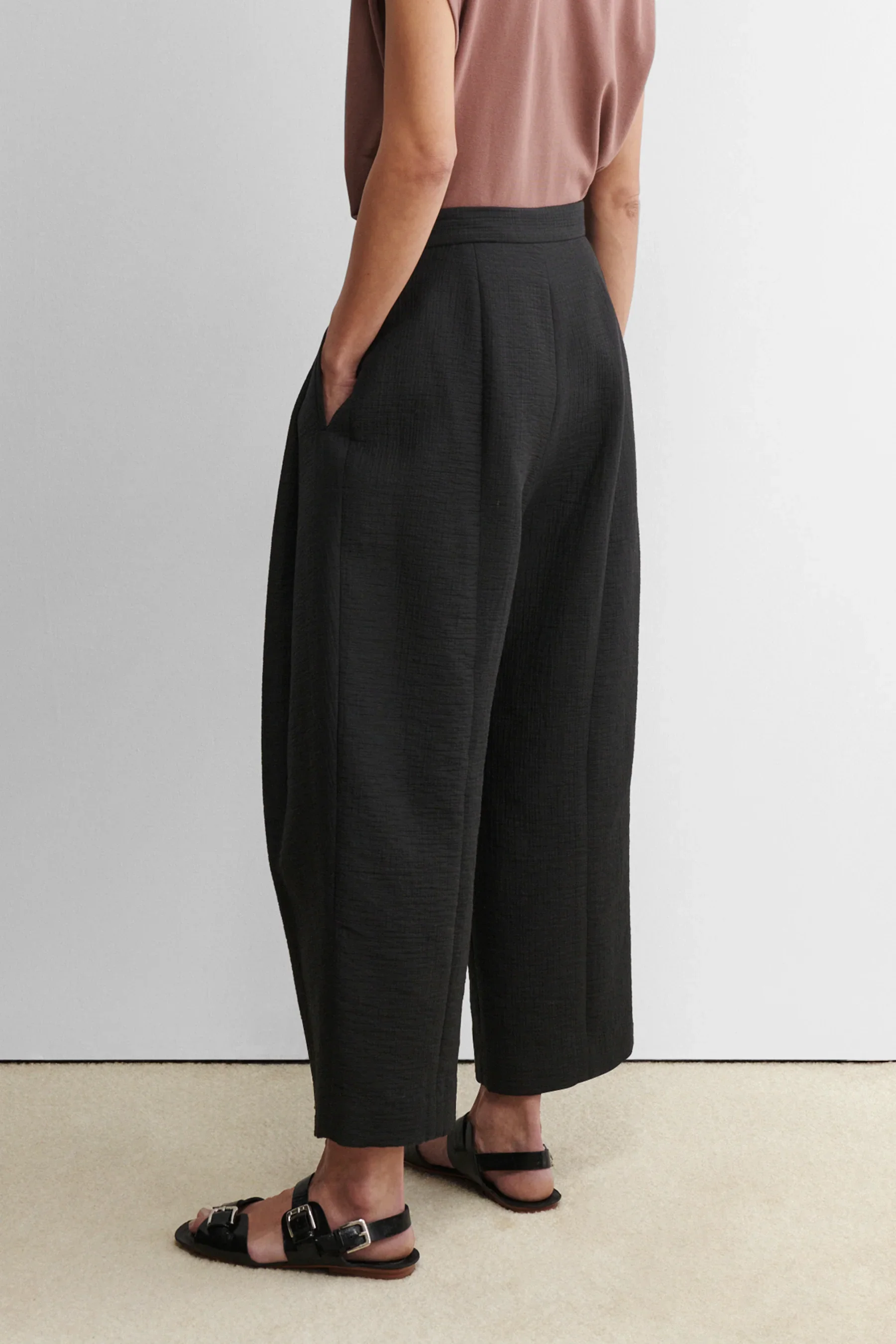 161W-506-T1009_Rachel_Comey_Don_Pant_Black_Foam_5.webp
