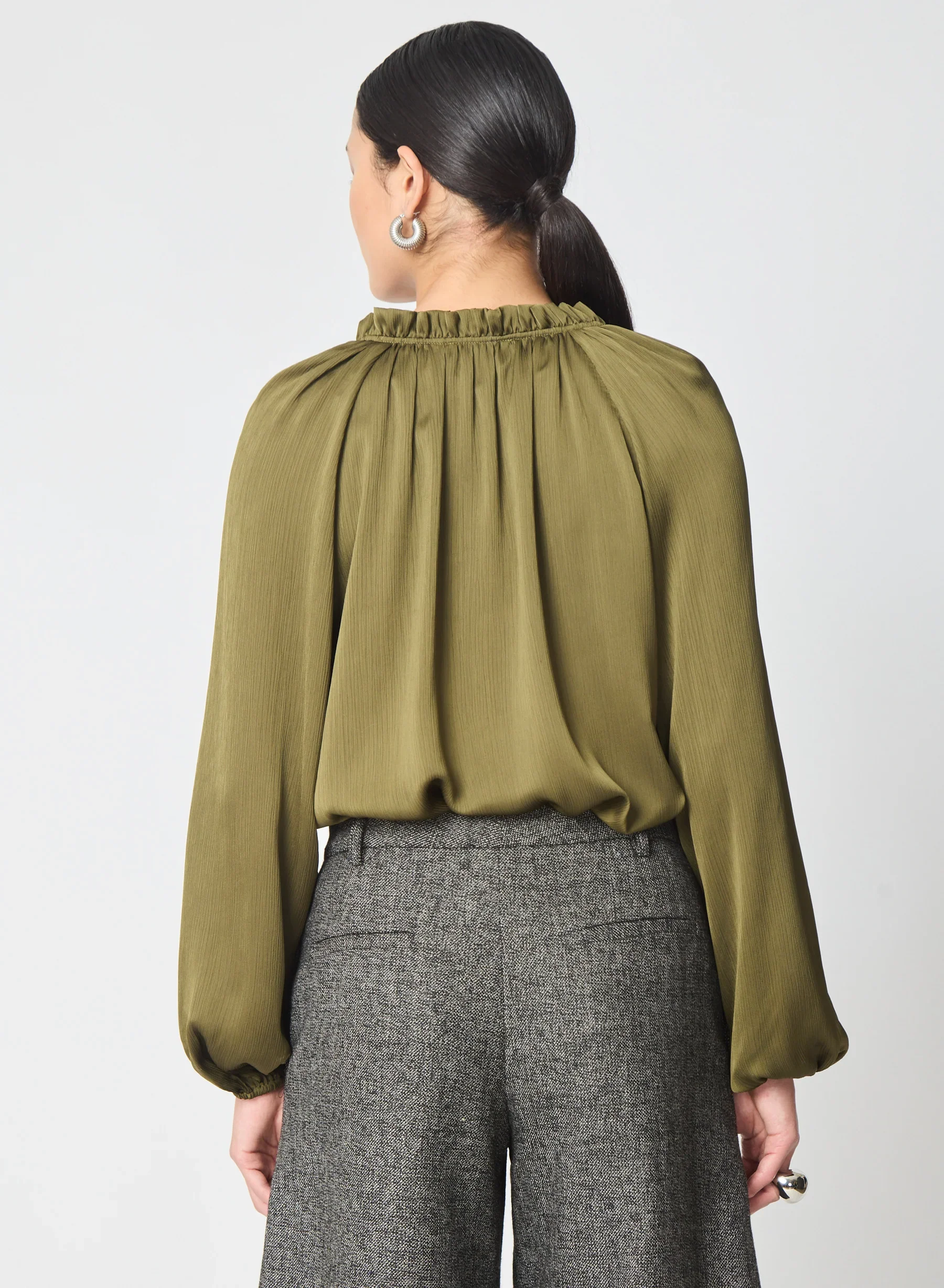 Gilner_Farrar_Vera_Blouse_Forest_Green_Olive_Army_1.webp