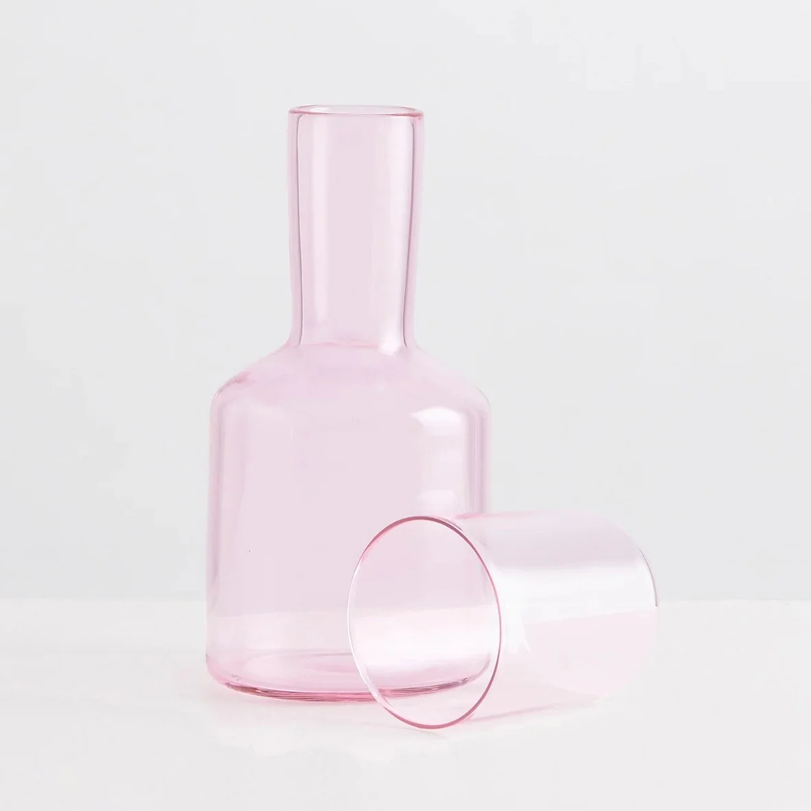 Maison_Balzac_Jai_Soif_Carafe_Glass_Gobelet_Set_Pink_1a.jpg