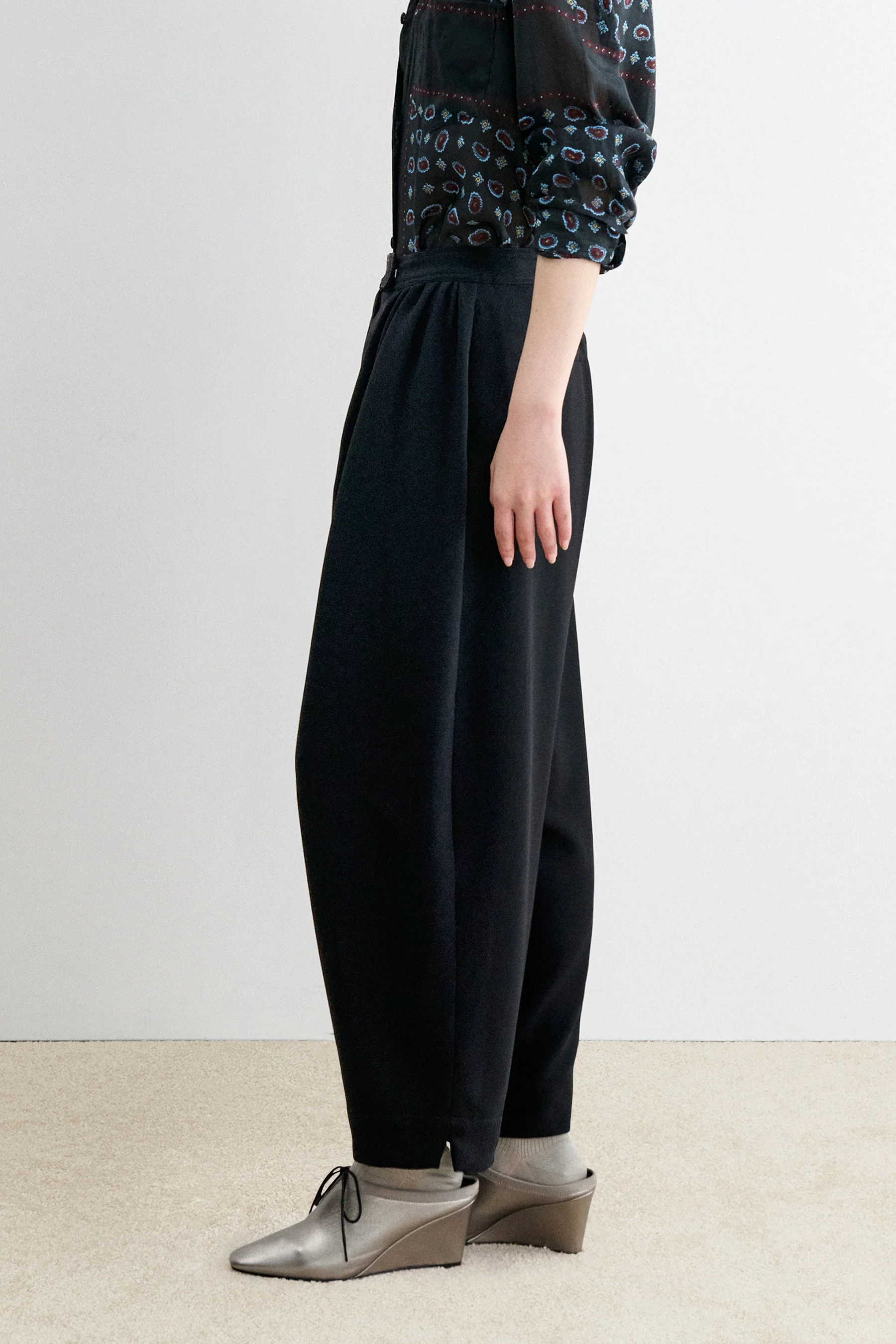 264W-518-S1852-Rachel_Comey_Liza_Pant_Black_Compact_Georgette_4.webp