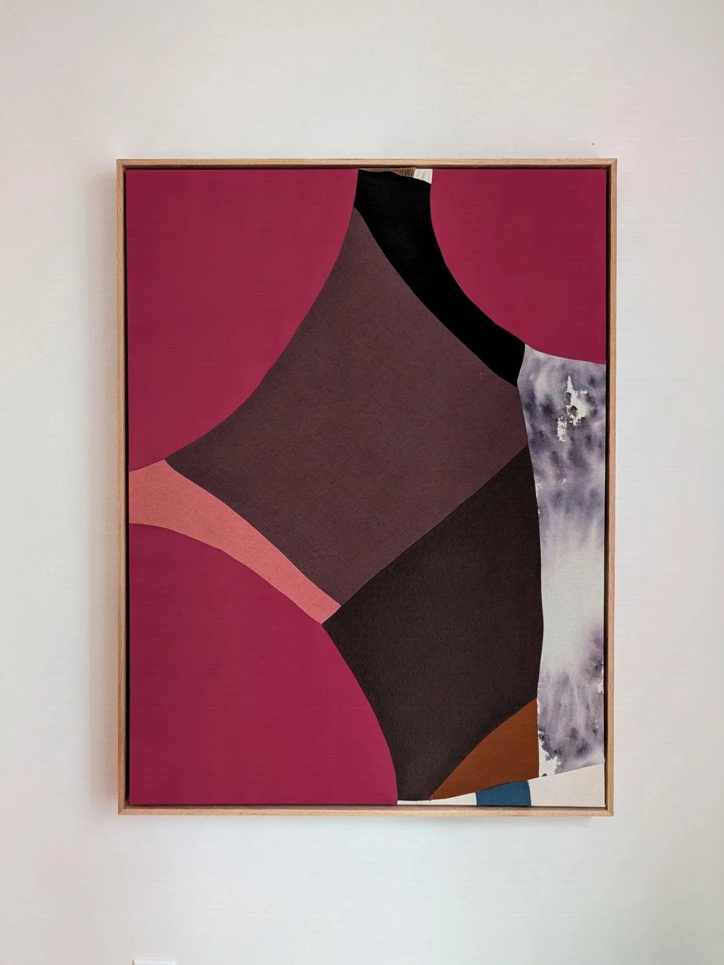 This one is still a favourite of mine. The combination of textures in the satin, silk, linen, fleece and painted canvas does something for my brain. 

"Come Forward"
40" x 30"
Available with @jkostuikgallery

Abstract Art | Large 