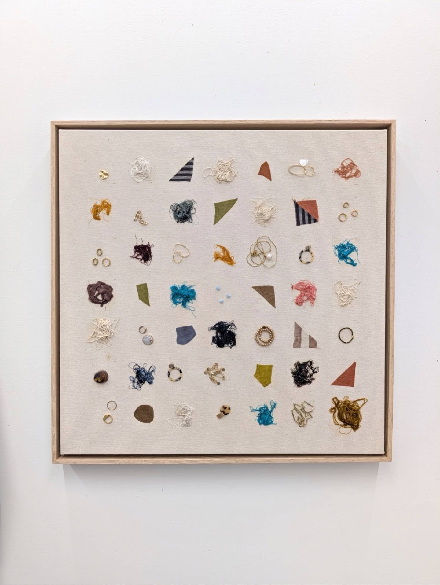 Introducing "Take A Break", my favourite piece from my collaboration with @loverstempo . 

This piece acts as a kind of archive of my creative processes. I always have small pieces of thread and fabric leftover from my work and I've been ho