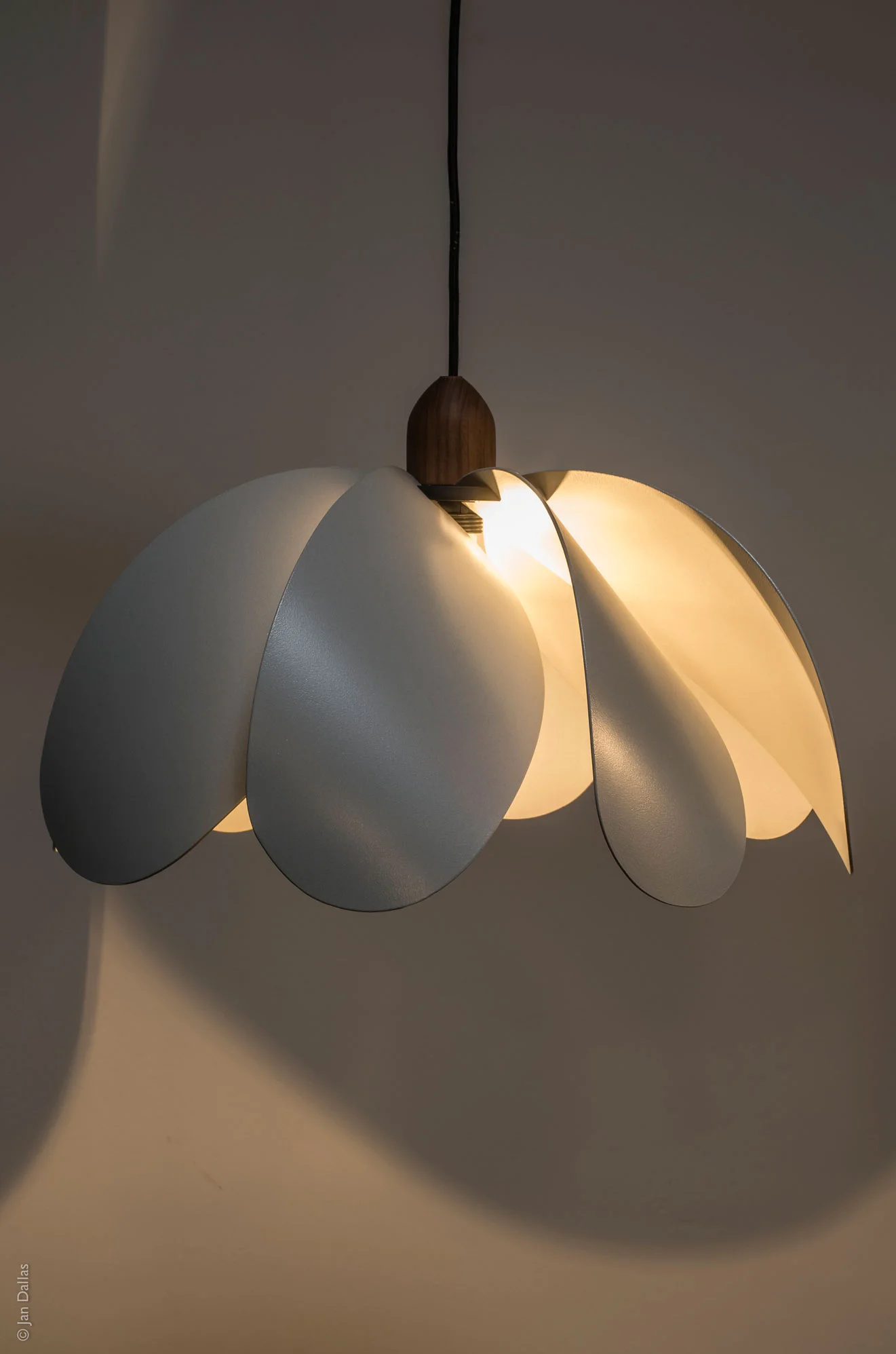Propeller_and_Propeller_Droop_Pendant_Lights_Established_2.jpg