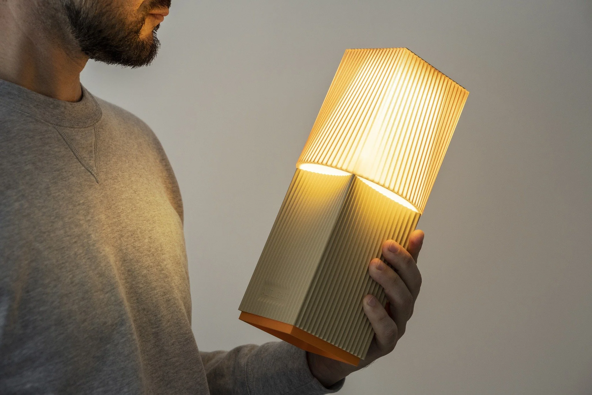 2024 Professional Portable Category Winner: 
B Light by Alex Touguet / ALT Design

The B Light lamp has been designed to be entirely 3D printed, with the latest technological advances and more environmentally friendly materials such as PLA or PETG. O