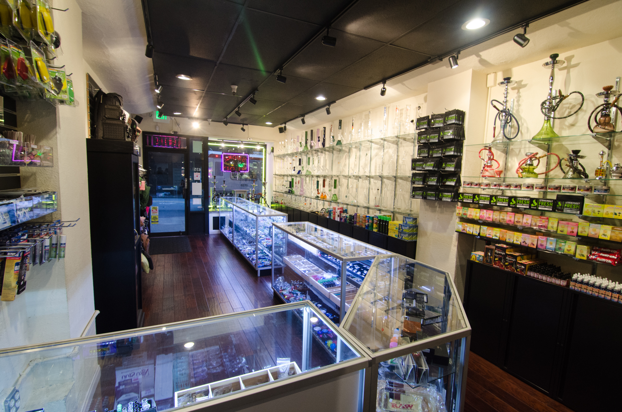 Vapor Smoke Shop-73.jpg