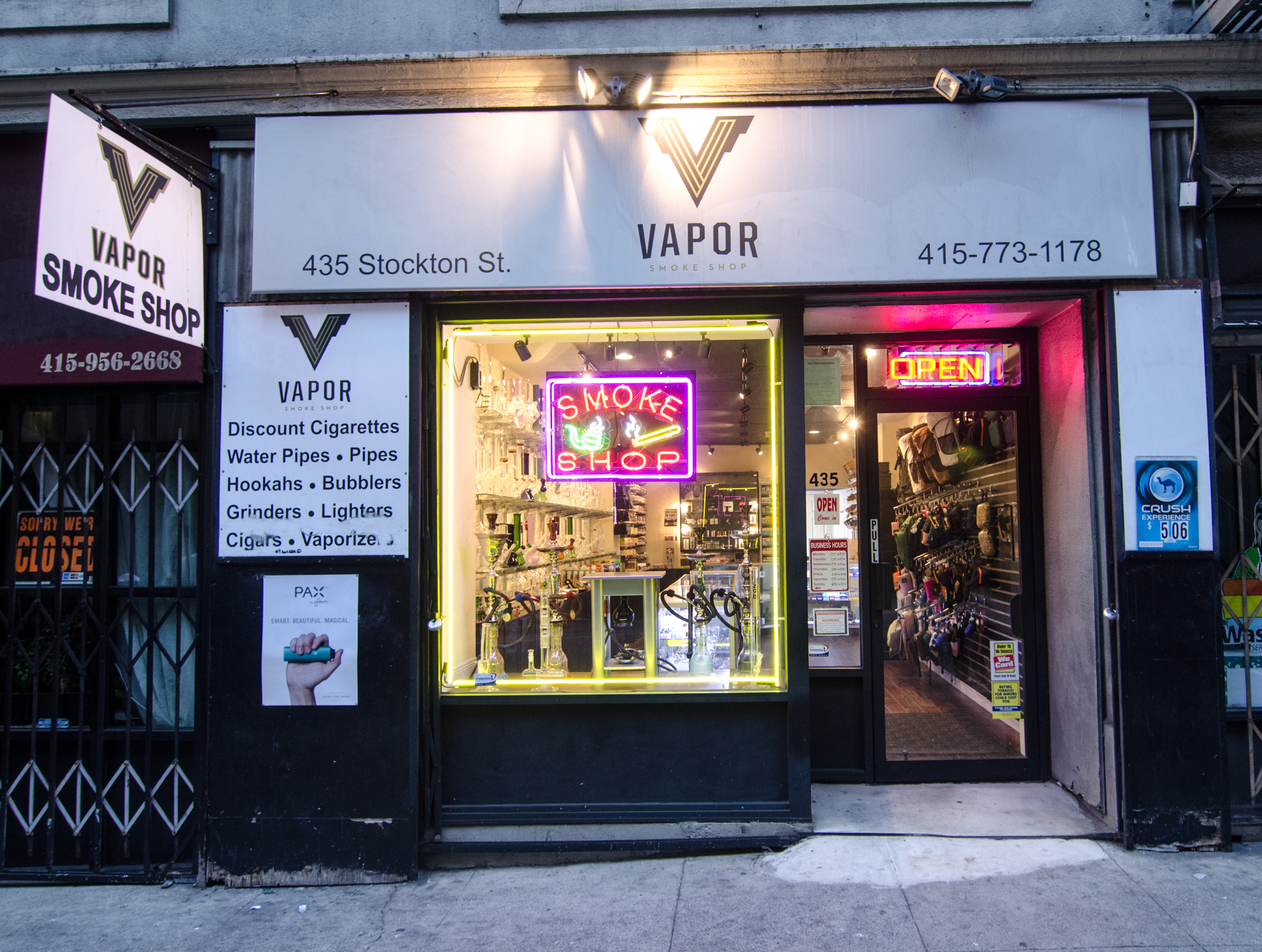 Vapor Smoke Shop-70.jpg