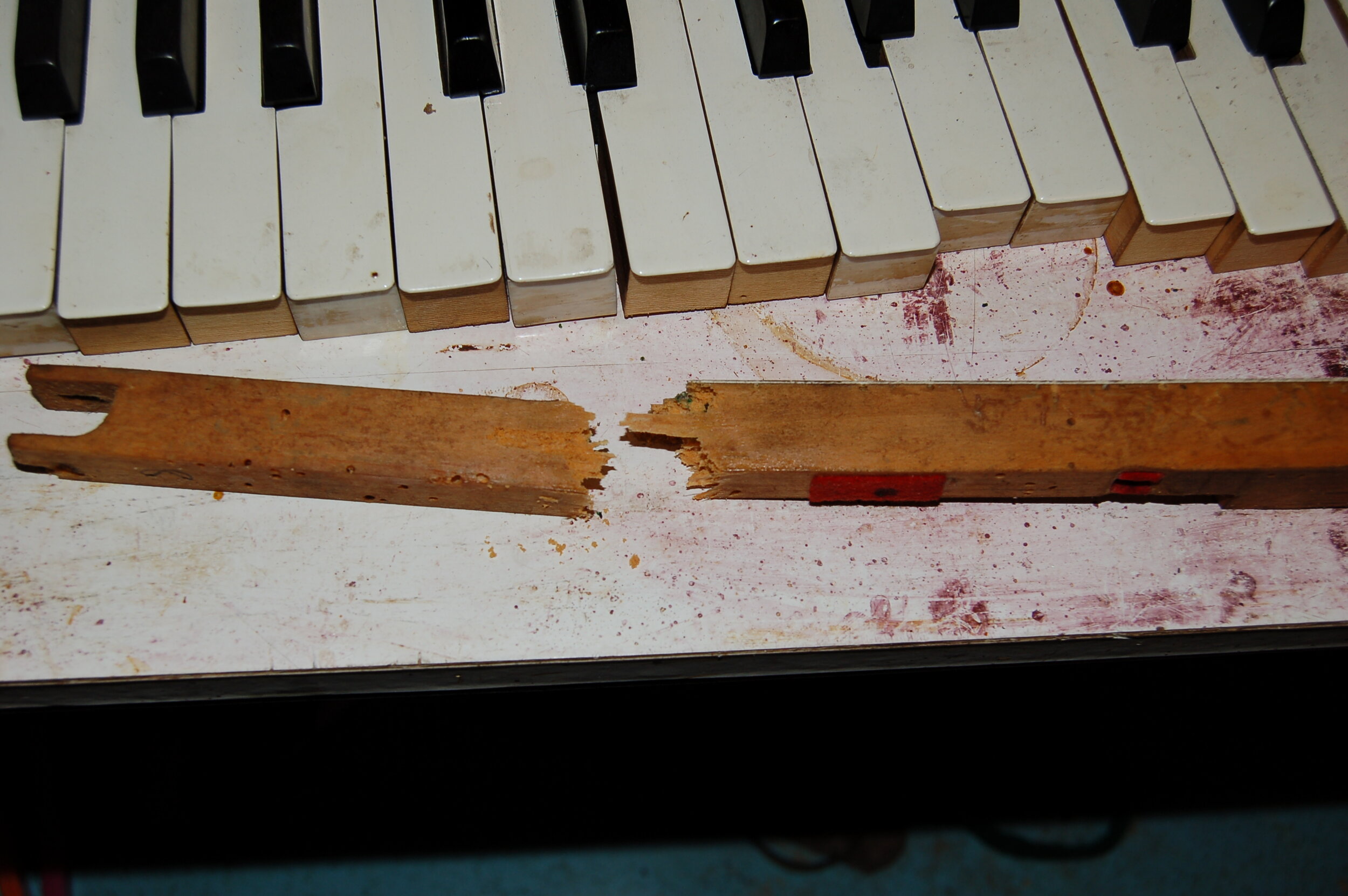  3-4 keys were so far worm eaten that even with wood hardener applied it was not salvageable  
