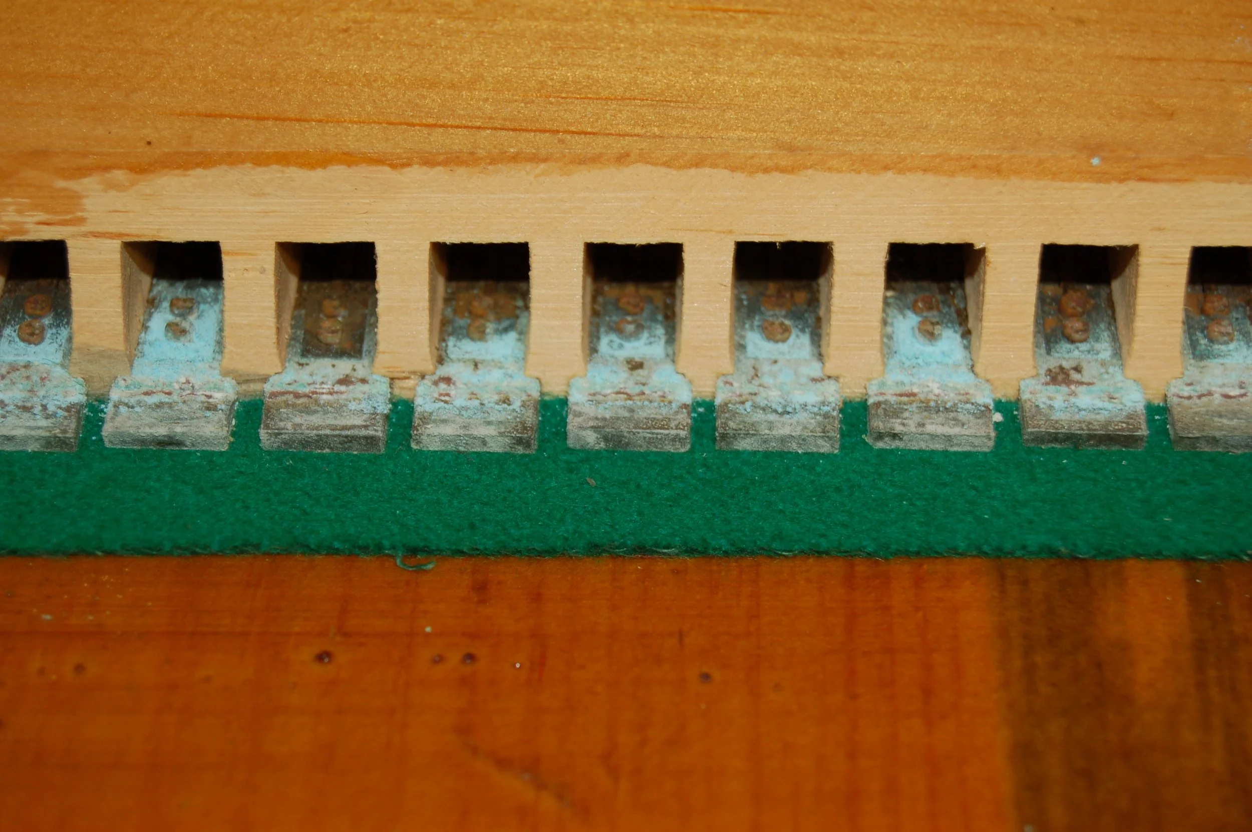  The front set of reeds, the 4ft set, were really badly corroded 