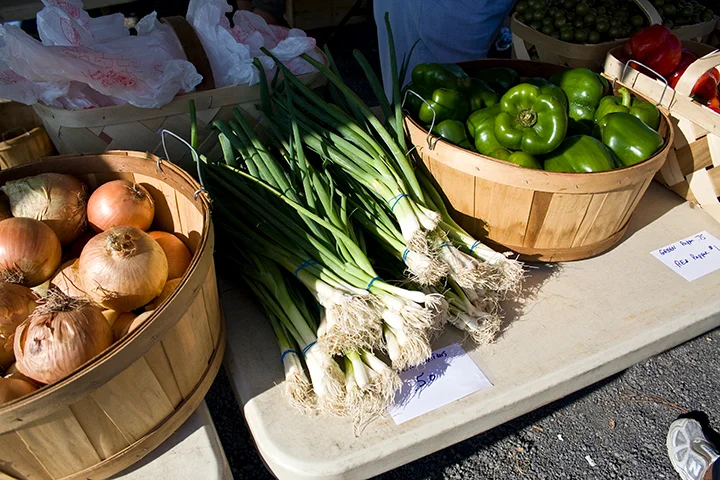 Farmers Market 2x3.jpg