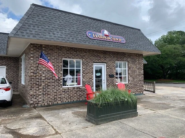 THE HARBOR SHOP
