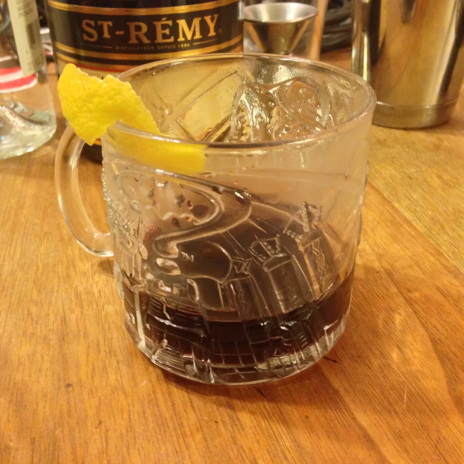 Episode 49: Winter Cocktails and DIY Gifts.