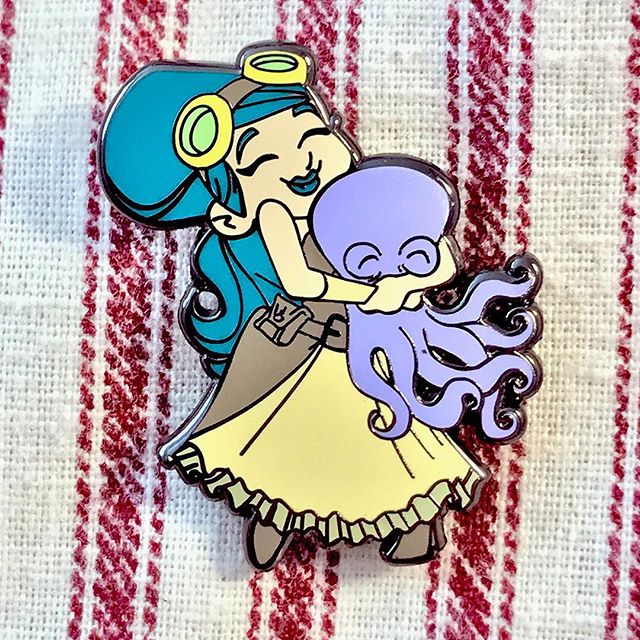 Victoria, close up! This pin will be part of a 2 pin set.  Designed by @briankesinger.  She debuts at Comic Con International 2017 at the @leagueofsteam booth #5618
Come see us July 20-23 2017 in San Diego!

#BrianKesinger #Otto #Victoria #ottoandvic