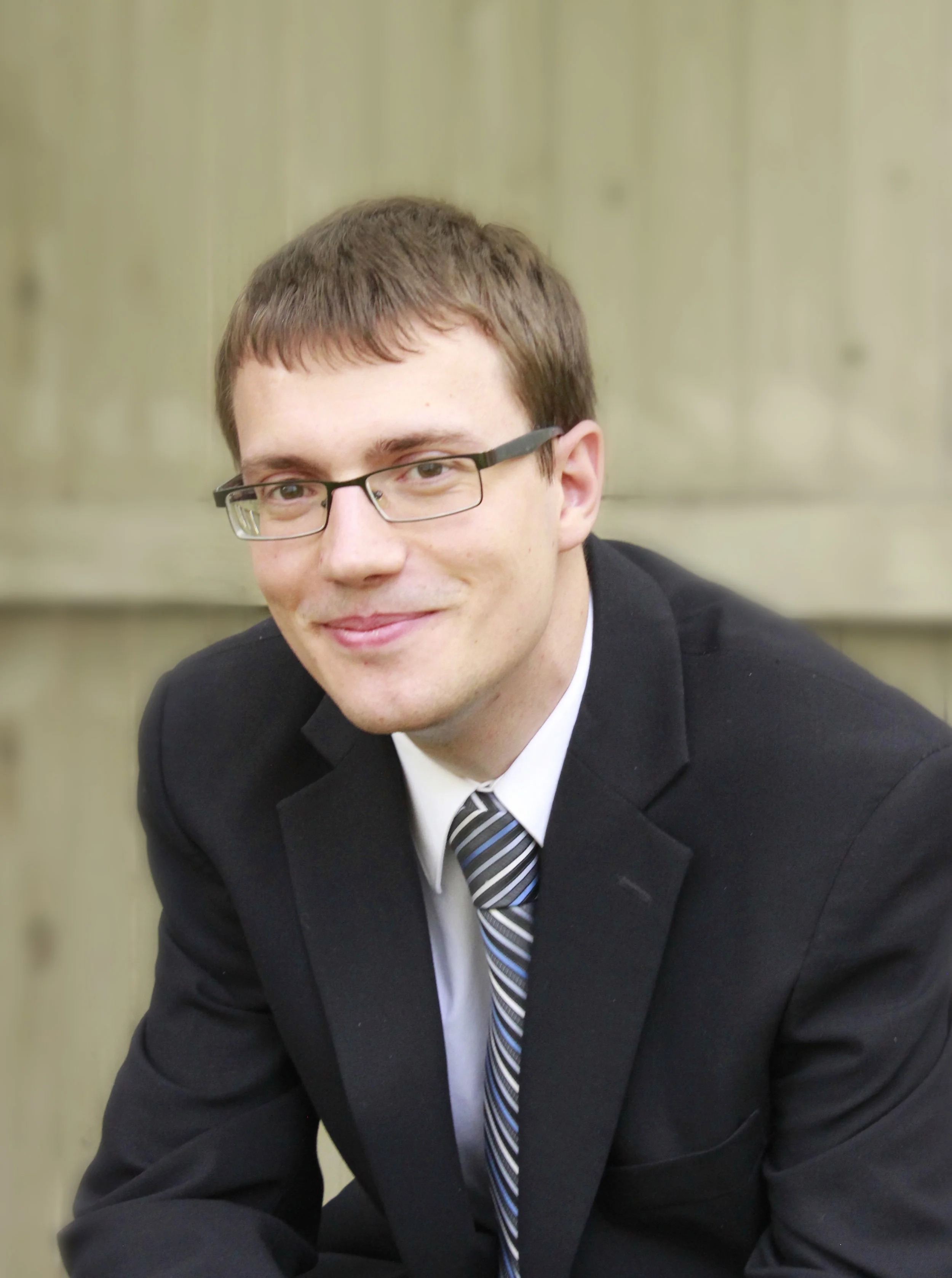 Robert Strobel Headshot 2.jpg