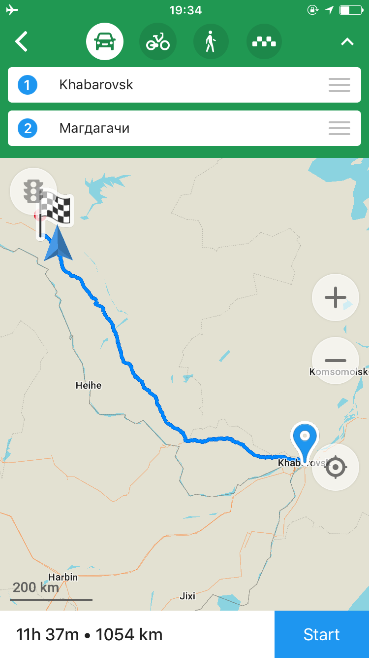 Maps.me — штука незаменимая. Работает даже при авиарежиме и показывает все расстояния четко. Скачали карты местности и вперед.