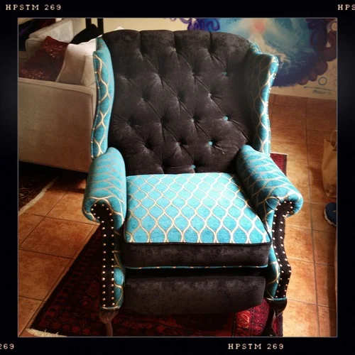 Sealy Recliner1.jpg