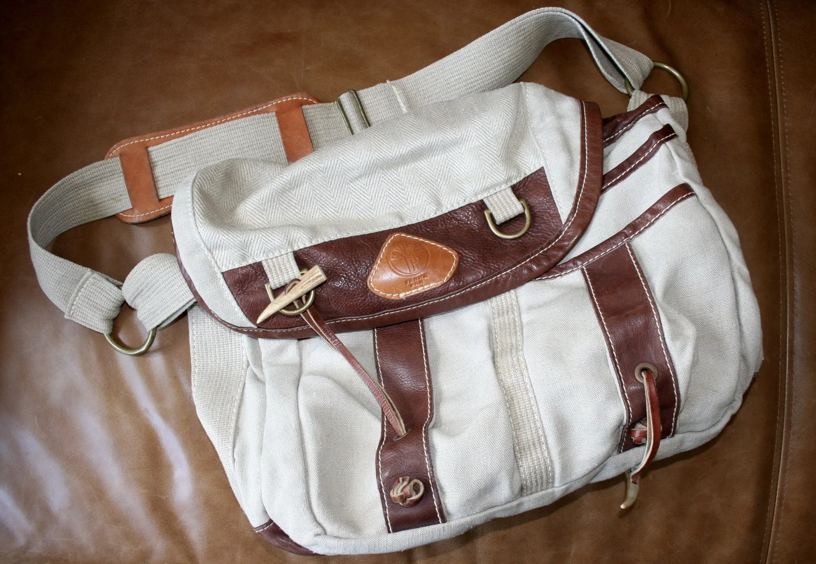 canvas man purse