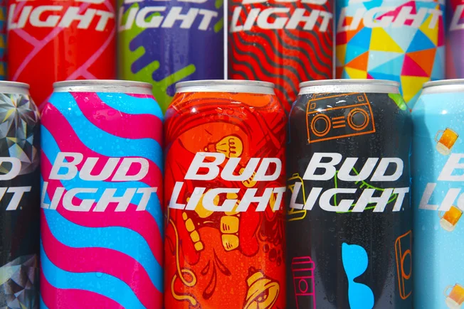 bud-light-3d-can-design-04-2015.jpg