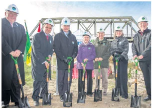 From L to R: Donald Atchison (Mayor, Saskatoon); Lee Knafelc (VP of human resources, PotashCorp); Lloyd Isaak (CEO, Meewasin Valley Authority); Darlene Bessey and Ken Pontikes (campaign cochairs); Deborah Apps (president & CEO, TCT); Jack Vicq (chair, Meewasin Valley Authority). 