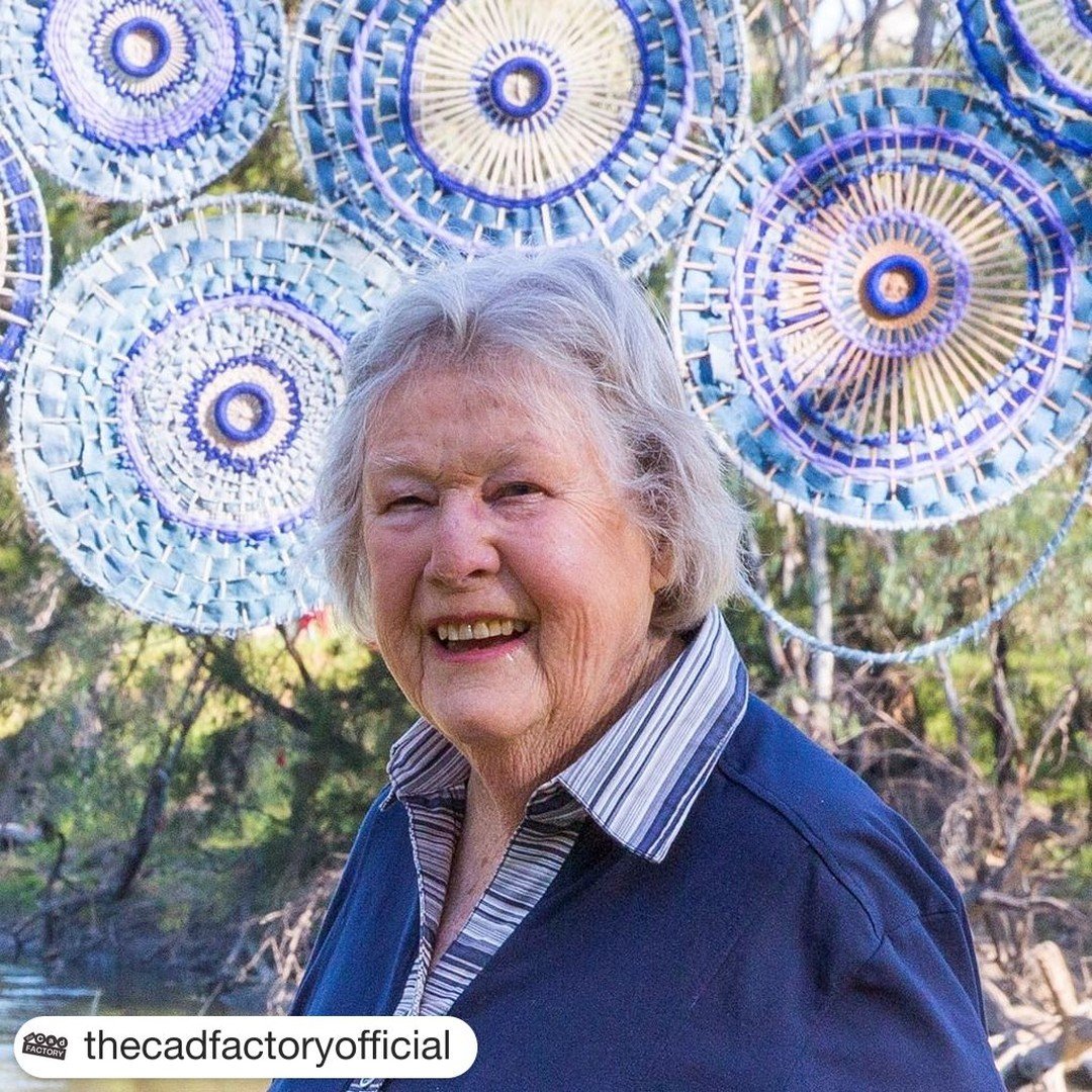 Apply now for the Joyce Spencer Textile Awards.

The Joyce Spencer Textile Awards are to support regional NSW textile artists or collectives to deliver new artworks or exhibitions.

In 2024 one fellowship of $4000 will be awarded to a mid-career arti