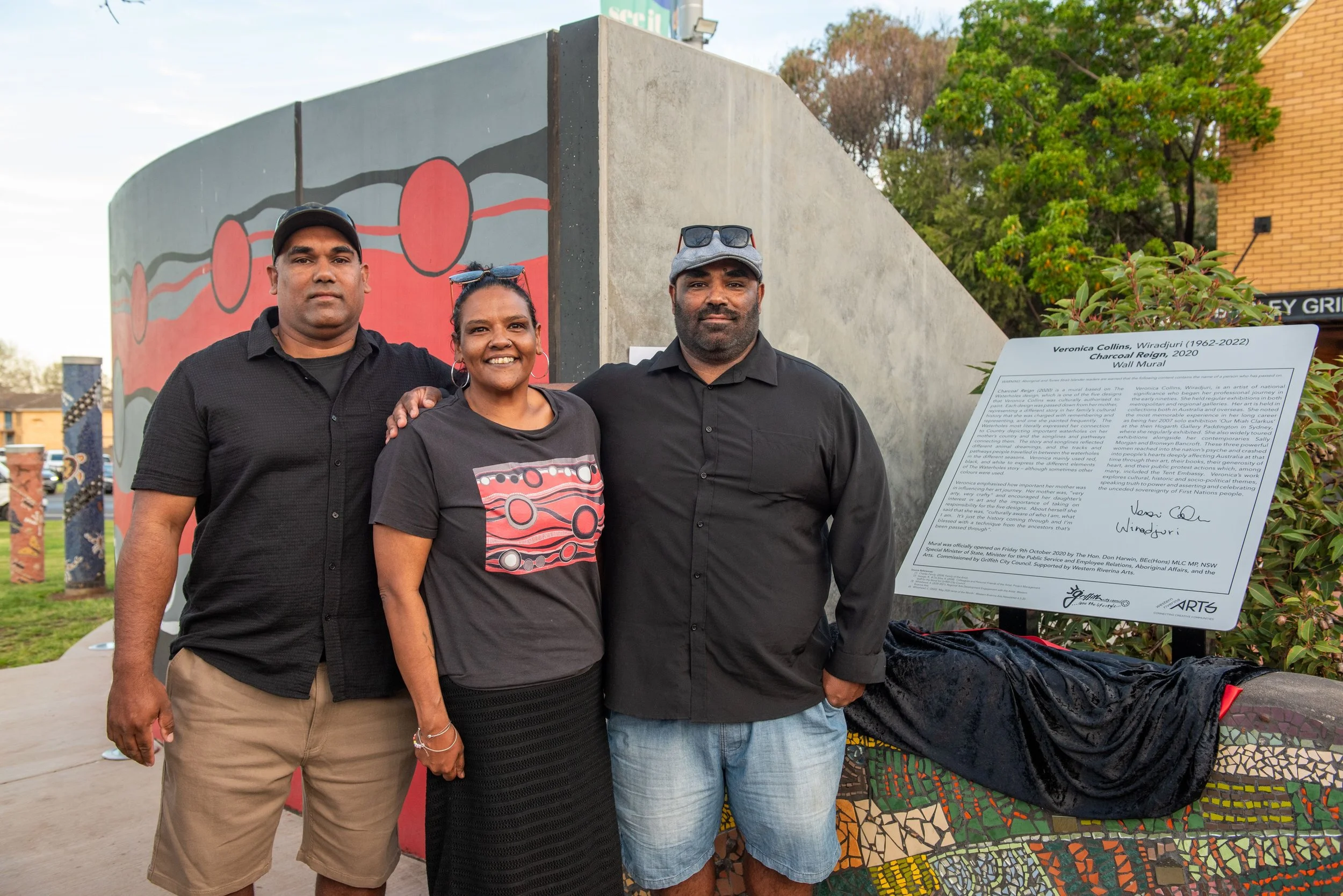 Plaque Unveiled Honouring the Life and Legacy of Local Artist