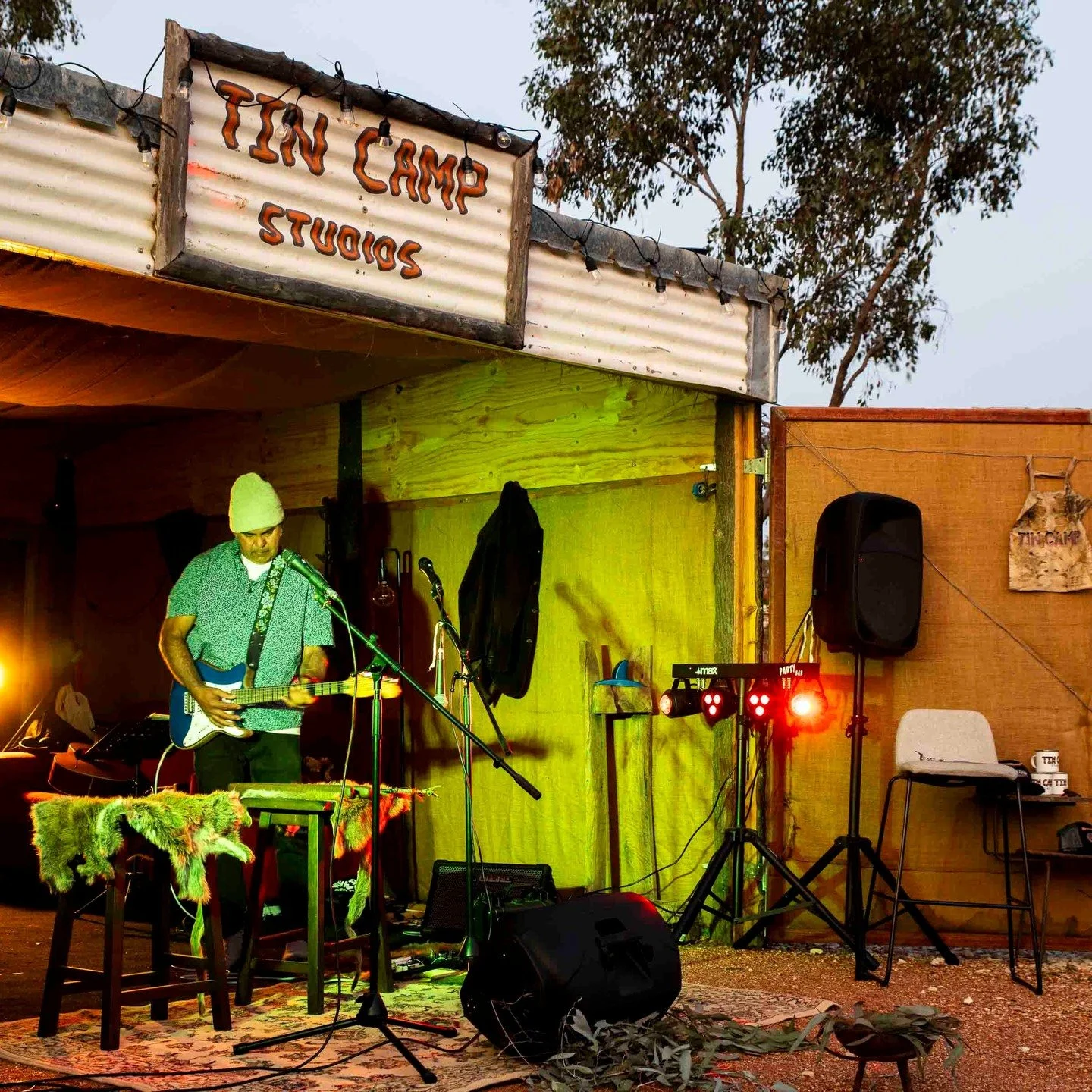 New creative opportunities and funding are now available to regional NSW!
Create NSW has released Heartland: A Plan for Regional NSW Arts, Culture and
Creative Industries, the first strategy of its kind, celebrating the cultural strength of
regional 