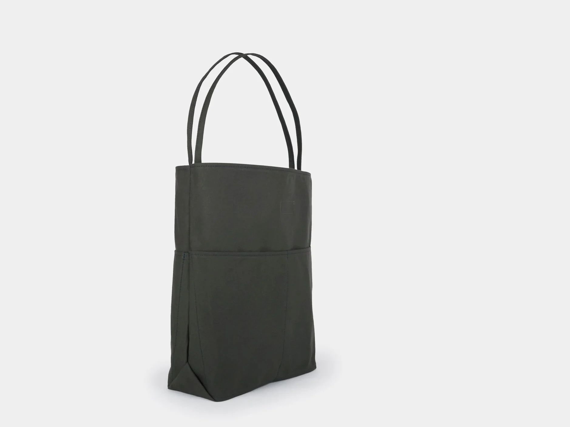 Simple_Tote-Pine-Angle.jpg