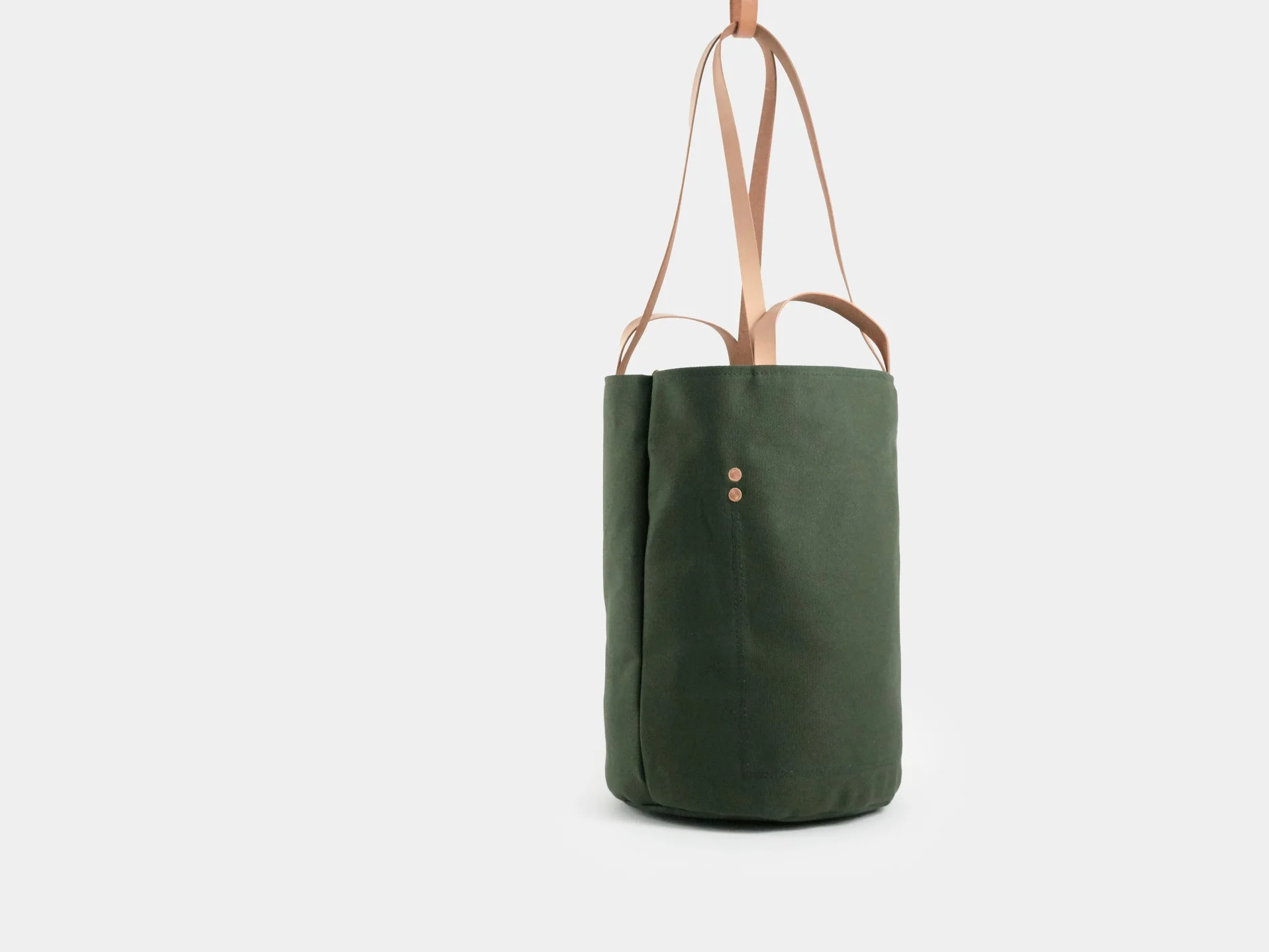 CanvasBucket-olive-angle.jpg