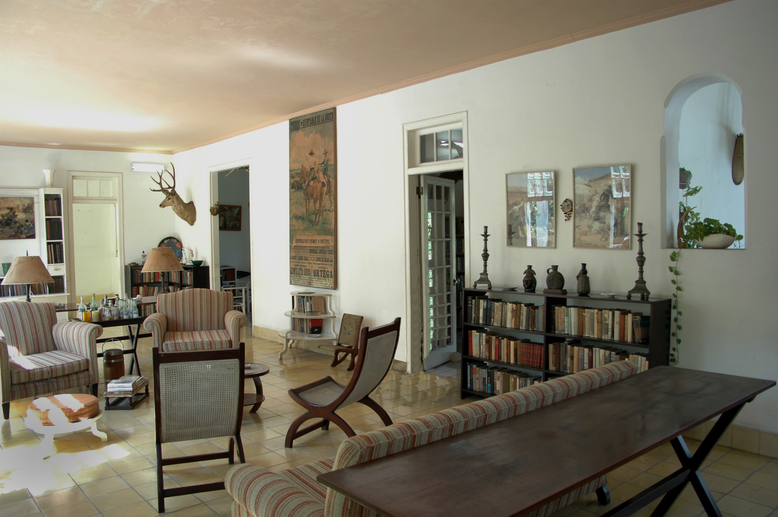 Casa_di_Ernest_Hemingway_a_Cuba_02.jpg