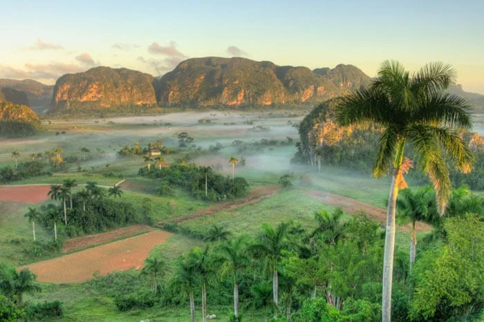 valle-vinales-cuba.jpg