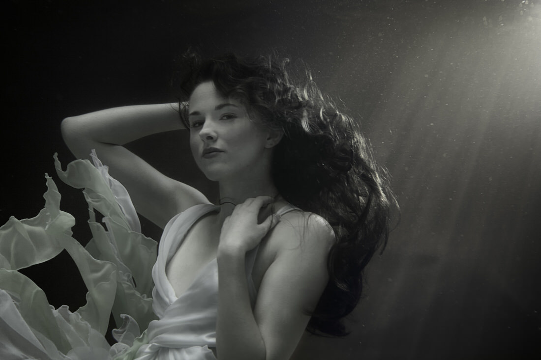 "Underwater lighting"