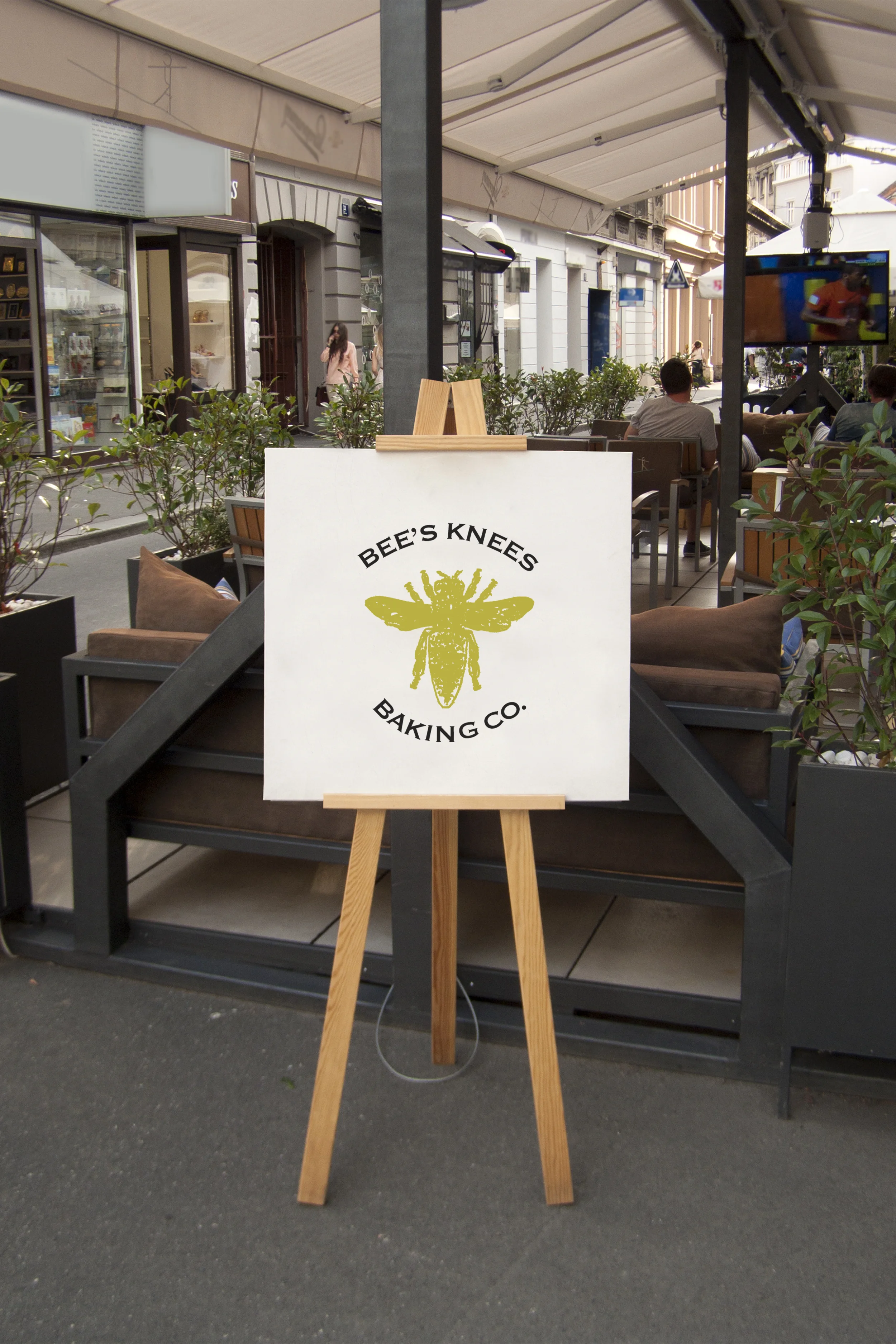 sign board bee's.jpg