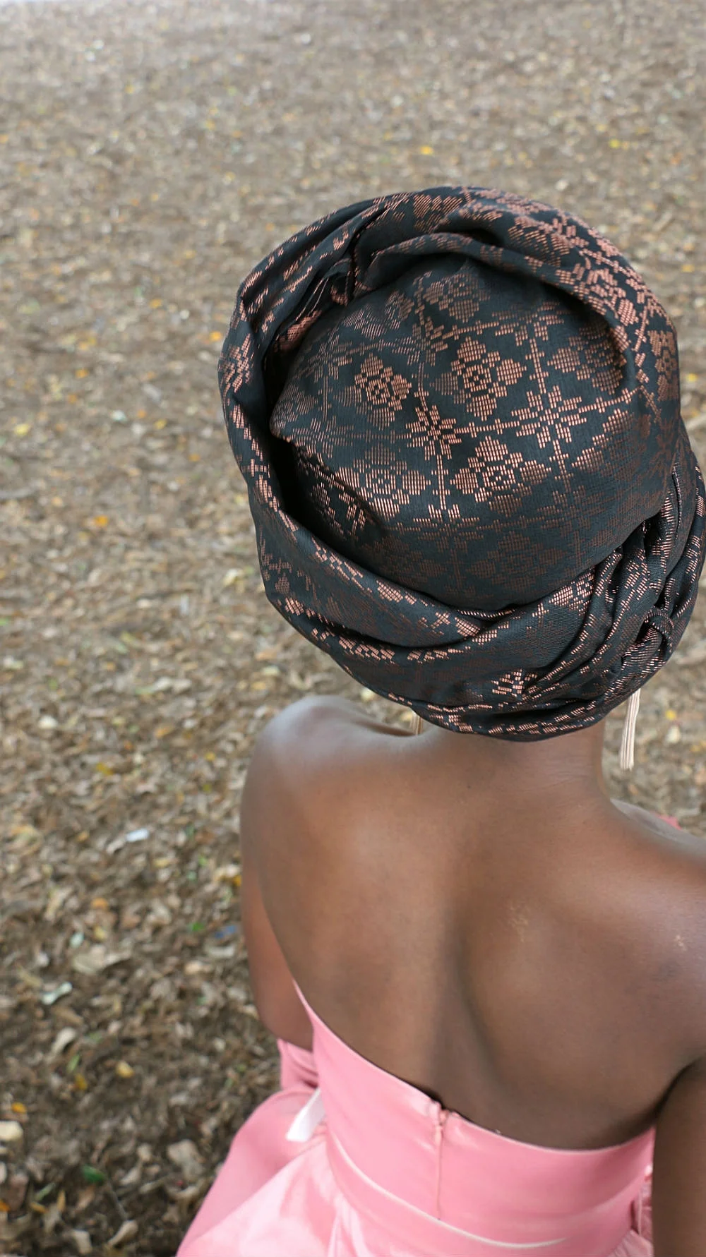 View from the top - intricately woven ROSE GOLD threads on a cotton background - we opted for the TURBAN headwrap styling technique.