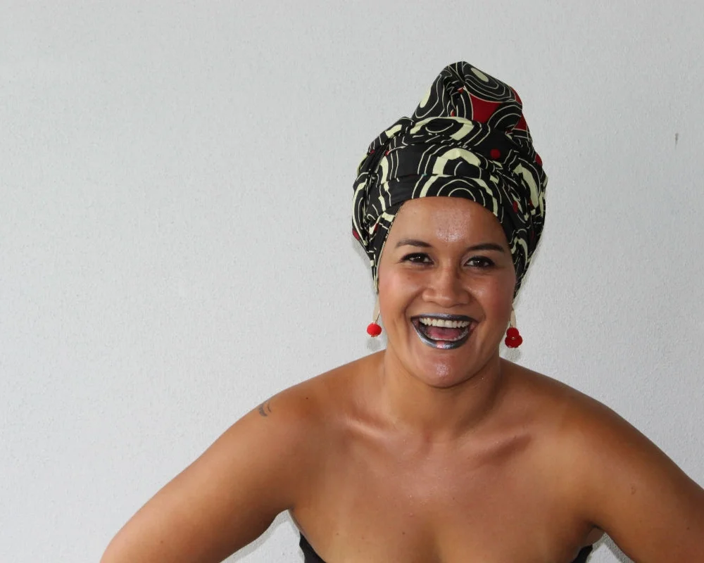 Steph looks stunning in HEADWRAP FREEMA and as you can tell by her huge grin, she thoroughly enjoyed rocking our crown.
