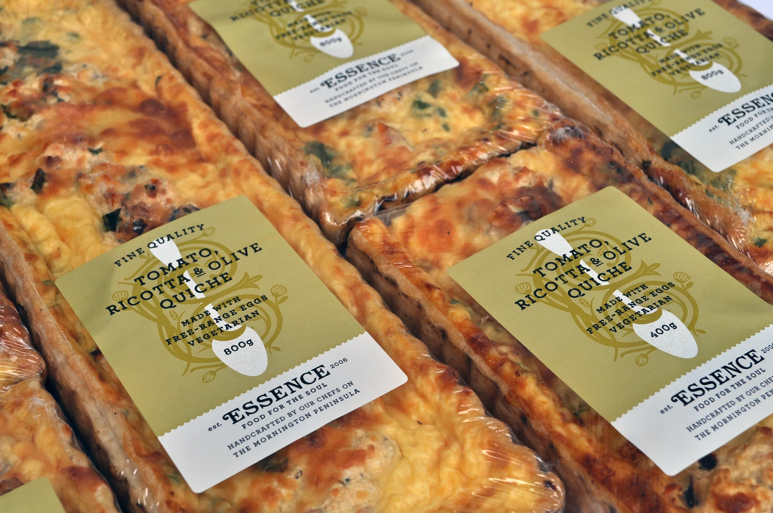 Tomato, Ricotta &amp; Olive Quiche                      800g or 400g                                                                [V]   Goats Cheese, Basil &amp; Tomato Quiche  800g or 400g [V]