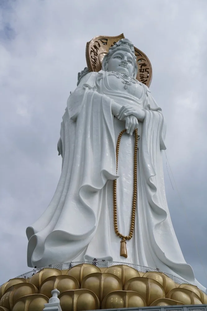 guanyin-of-nanshan.jpg