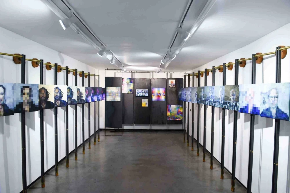 FEEDBACKLOOP installation at FIVE ELEVEN , NYC, 2015; Photo credit: BFA.com