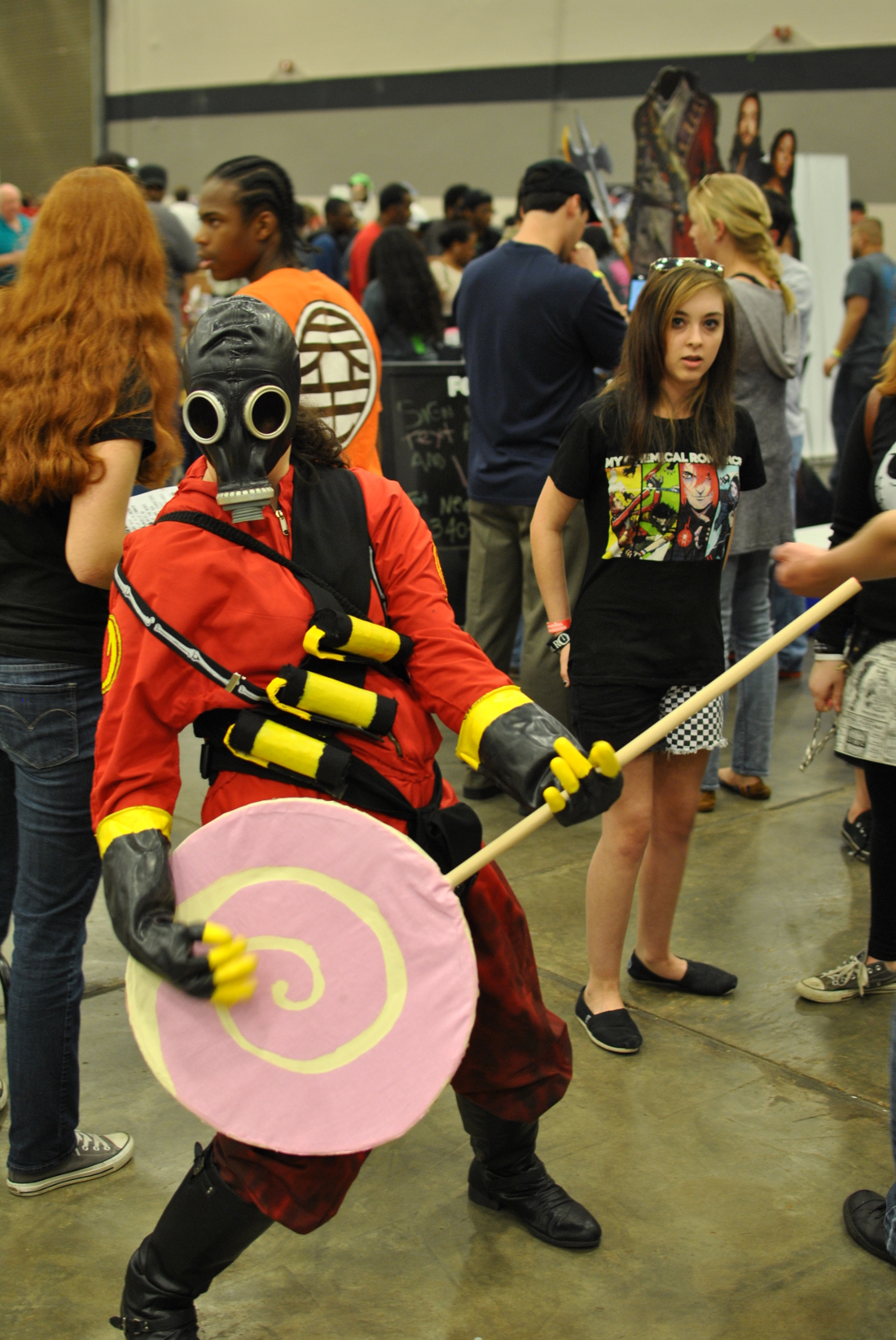 Some people did, however, be sure to inform the audience about proper fallout-protection gear.