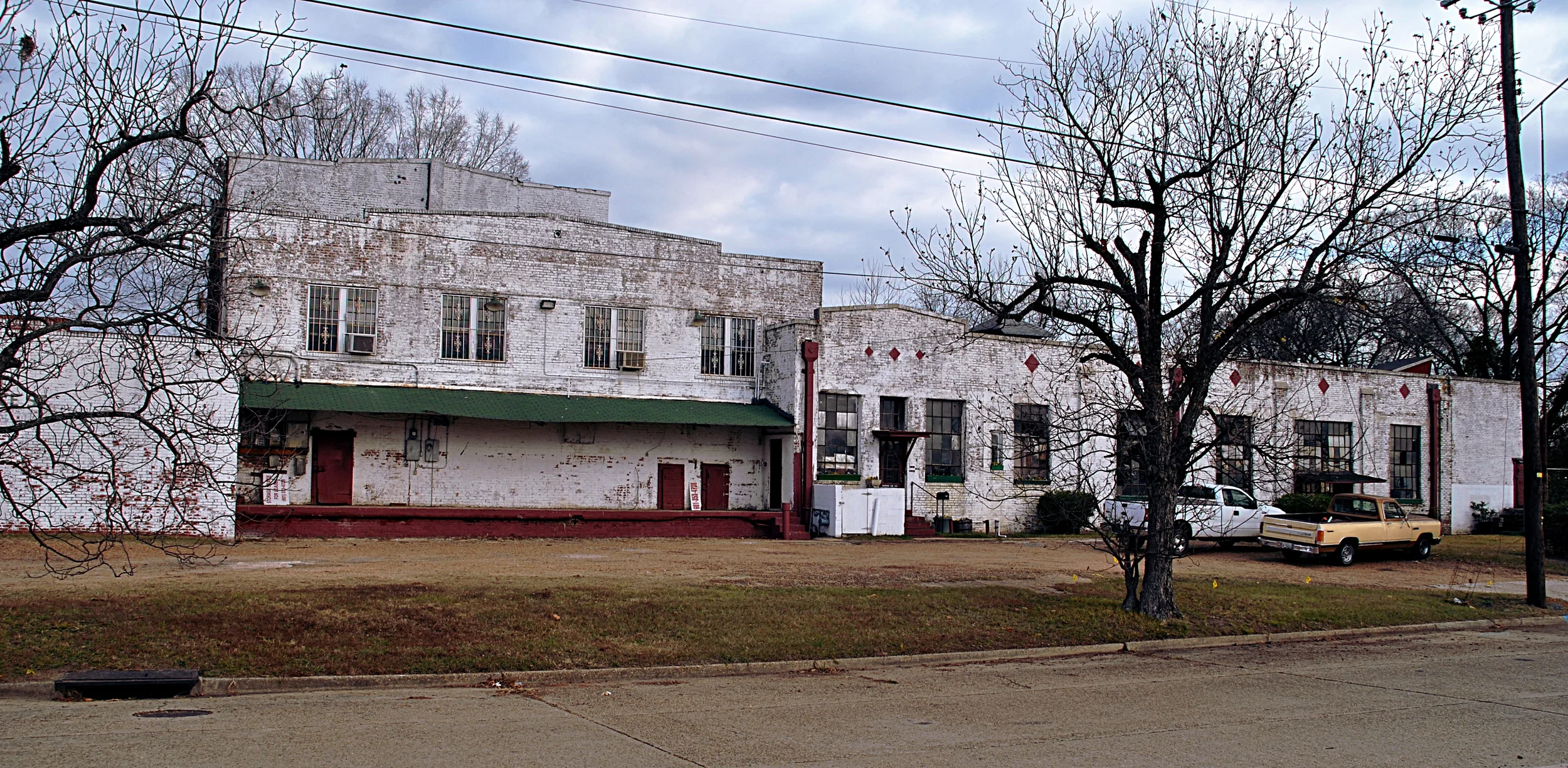 The dreams will come faster after we've quenched our thirst at this new distillery.