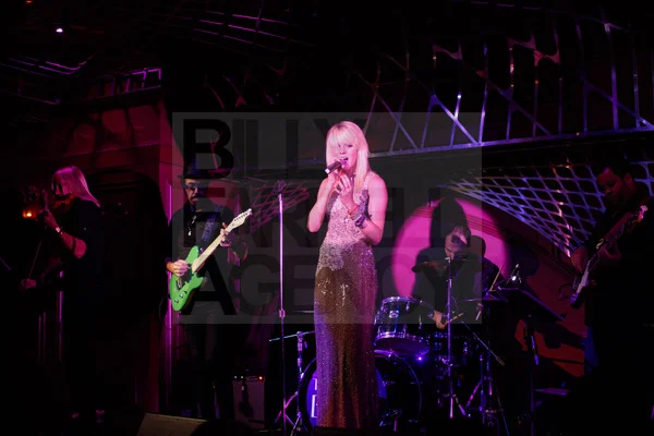 Kate Nauta gig