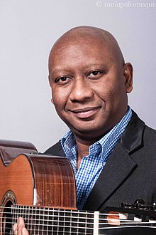 220px-Ron_Jackson_headshot_with_guitar.jpg
