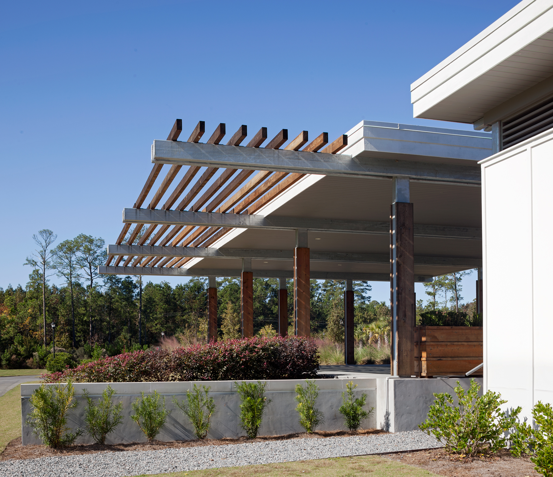 9 - SCAD pavilion - sun louver.jpg