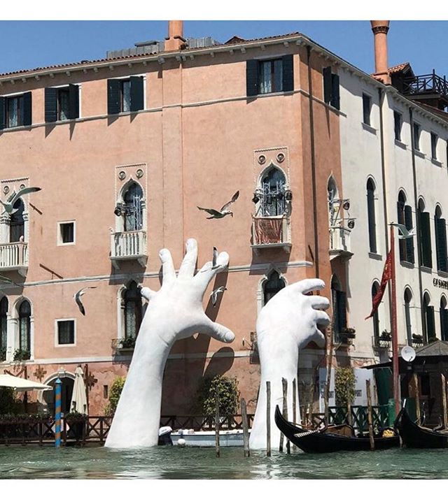 Amazing installation &quot;Support&quot; fm Lorenzo Quinn highlighting the threat to the glorious city of Venice due to climate change. #venicebiennale2017 #lorenzoquinn