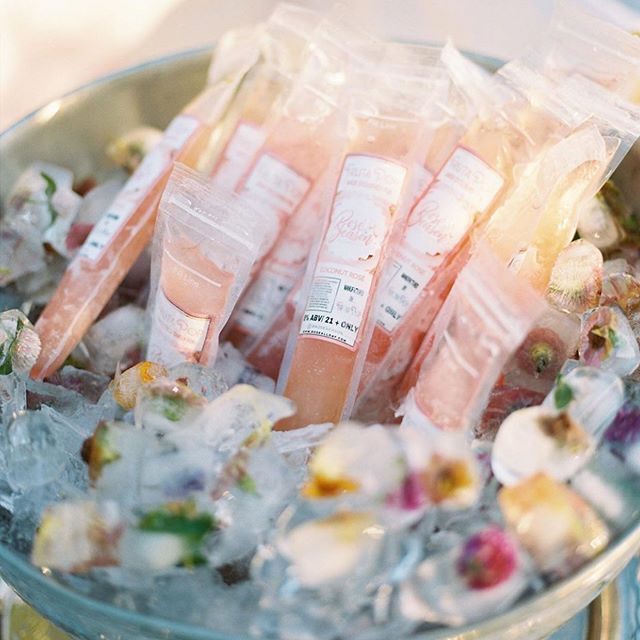 Looking for frozen ros&eacute; ice pops for your next event?? Look no further... they&rsquo;re available exclusively on my website www.roseallday.com (👆🏼👆🏼 link in bio!!). Thanks for featuring these @martha_weddings!! 💍🎊❤️ #boozypops #fros&eacu