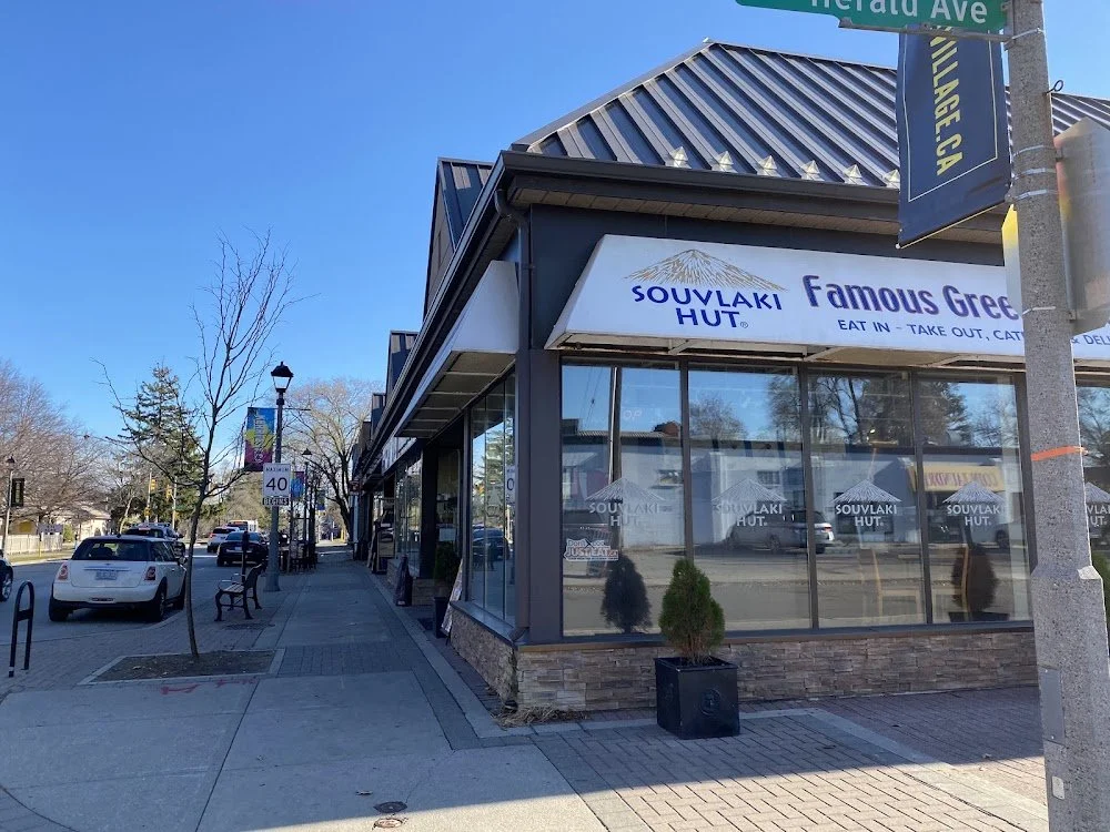 300 Kerr St, Oakville ON