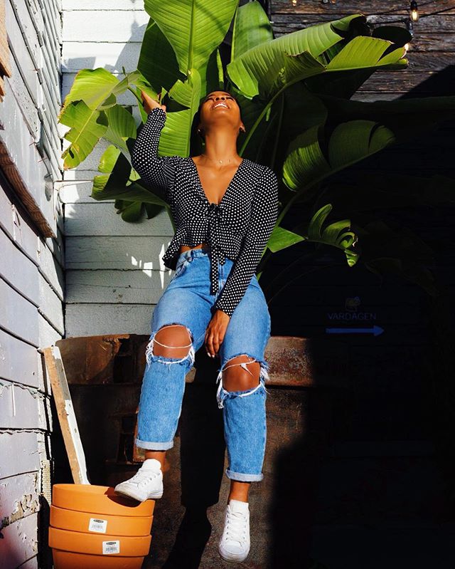 Y&rsquo;all remember that song, &ldquo;Look Up&rdquo; by @BowTyeTrib? It&rsquo;s still a vibe. Happy Friday, Lovelies! 🌿