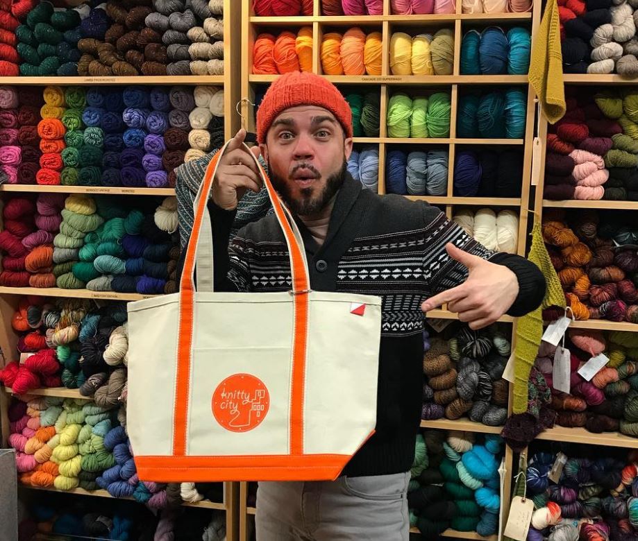 Canvas+Boat+Tote+Luis.jpg