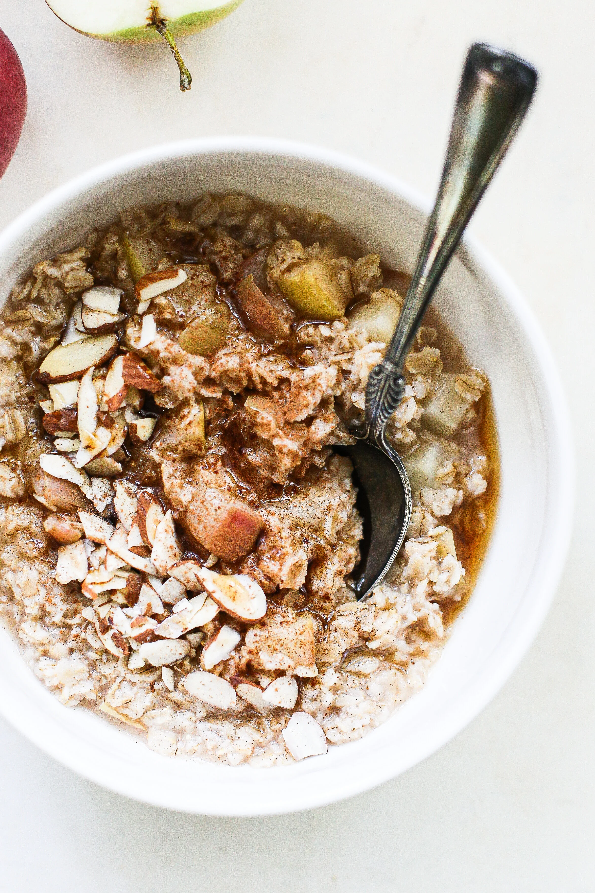 Simple Apple Pie Oatmeal 