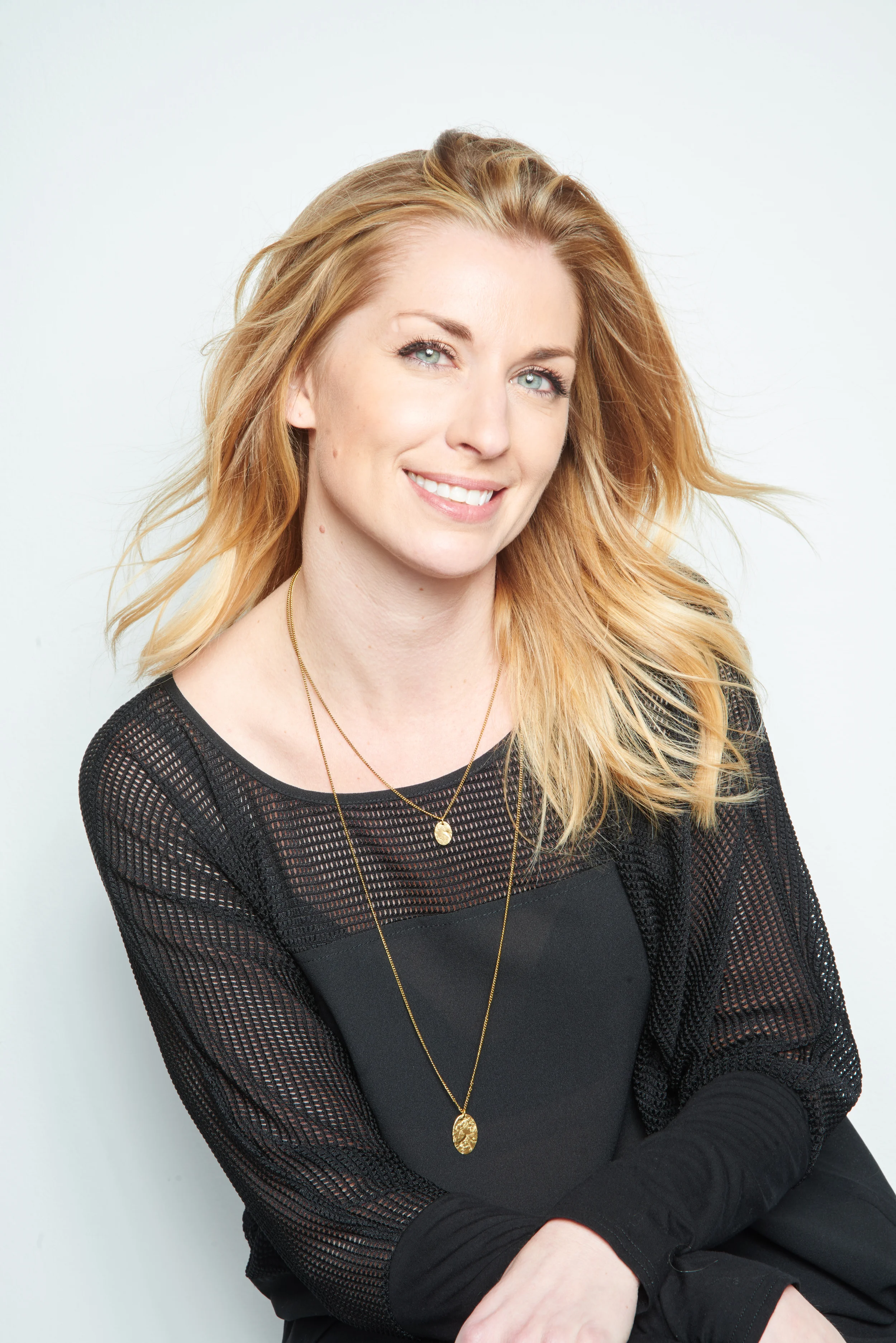 Shareen_Headshots_ 15.jpg